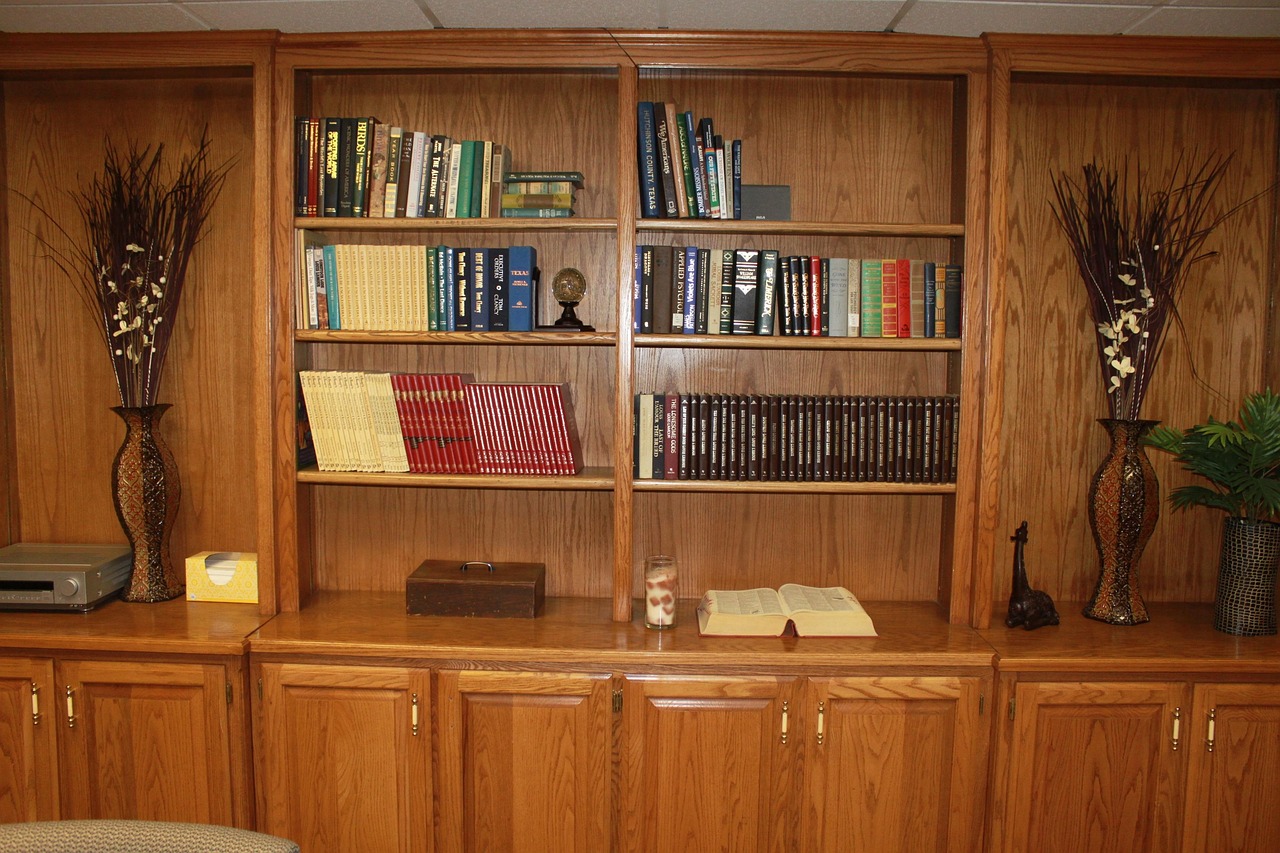 What we do not claim about entryway storage furniture and home textiles